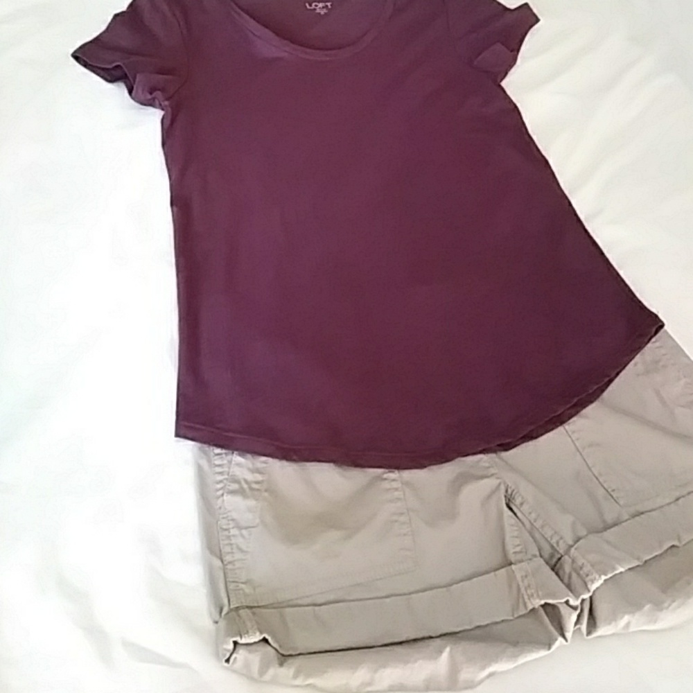 LOFT Outlet Cargo Shorts in like new condition.
